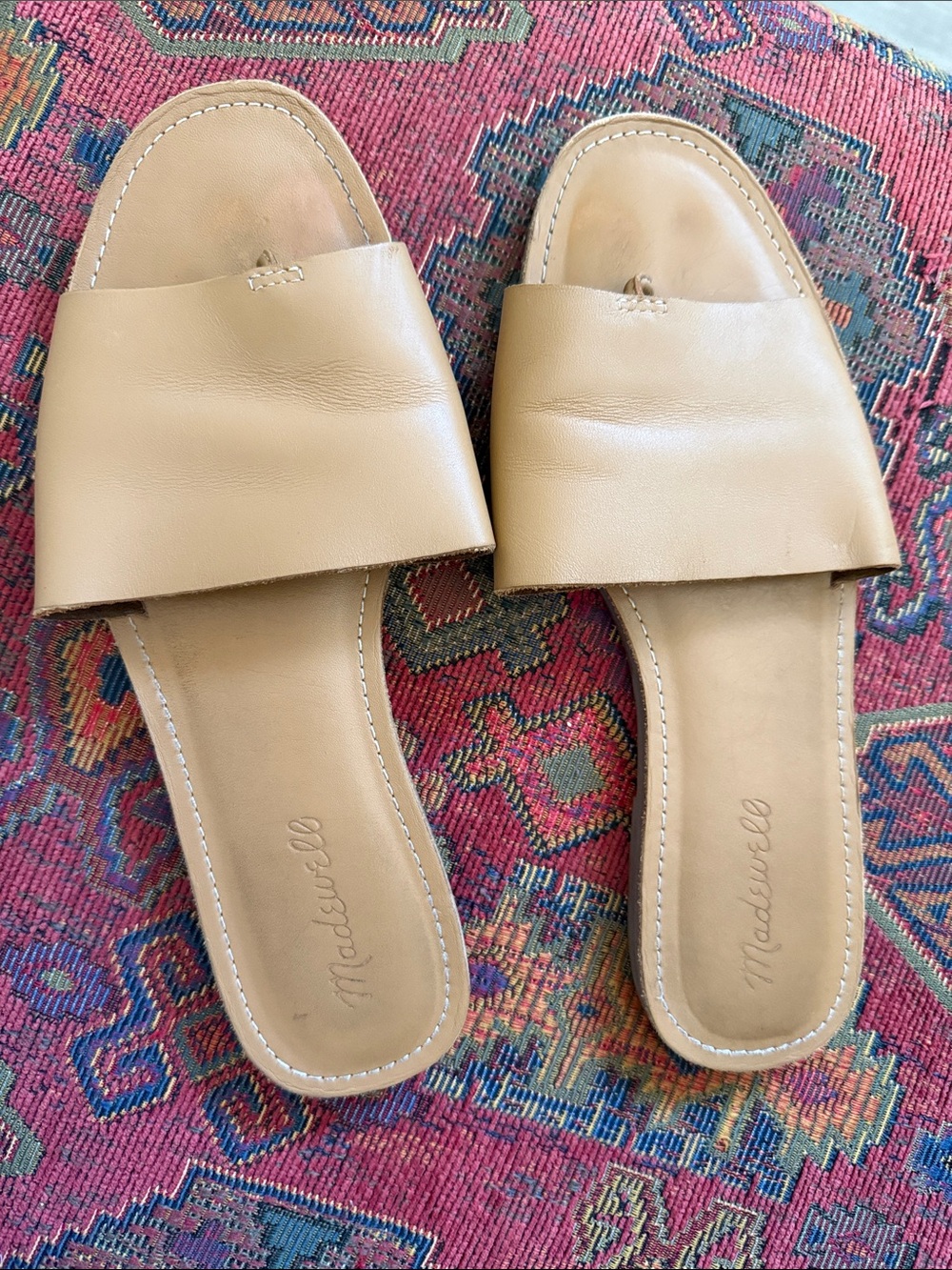 Madewell Leather Slide Sandals in Tan